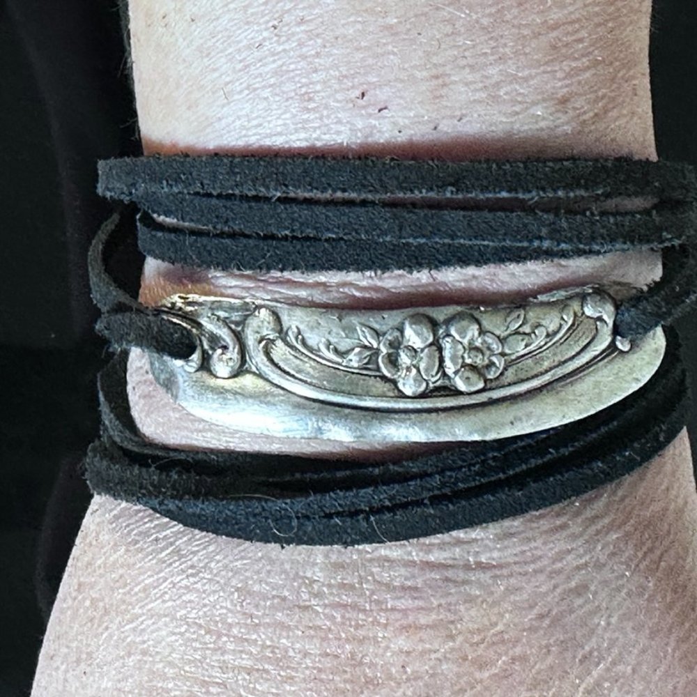 Sterling Silver Leather Cuff Bracelet Tie Wrap Yoga Antique 925 Boho Gift NWT - Picture 2 of 8